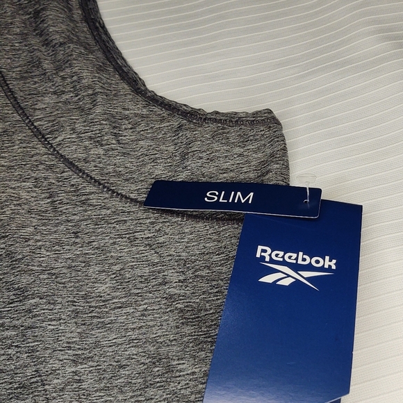 NEW Reebok Grey Gym Tank Top Size Large - Picture 5 of 8